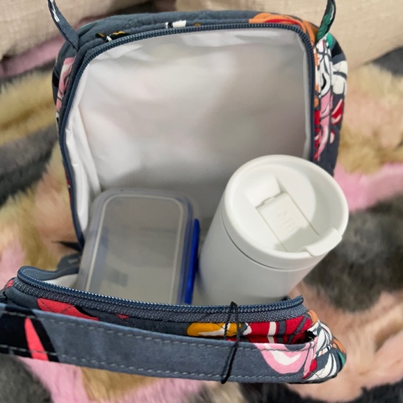 Vera Bradley Lunch Bunch - Picture 8 of 8